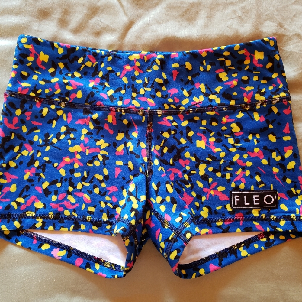 Fleo shorts 3.25”